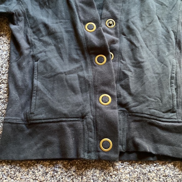 Black Snap Up Hoody with Sherpa Lined Hood EUC - Picture 4 of 6